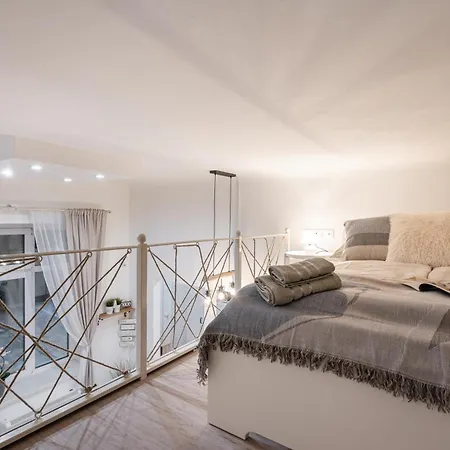 Apartament Mira