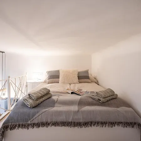 Apartment Mira